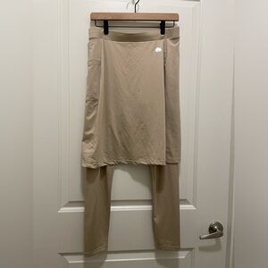 Fit Snoga 22” skirt with side pocket, ankle leggings